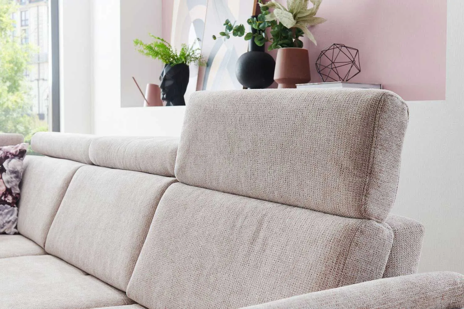 Ecksofa in L-Form mit Sitztiefenverstellung in Stoff Rosa Ecksofa in L-Form mit Sitztiefenverstellung in Stoff Rosa