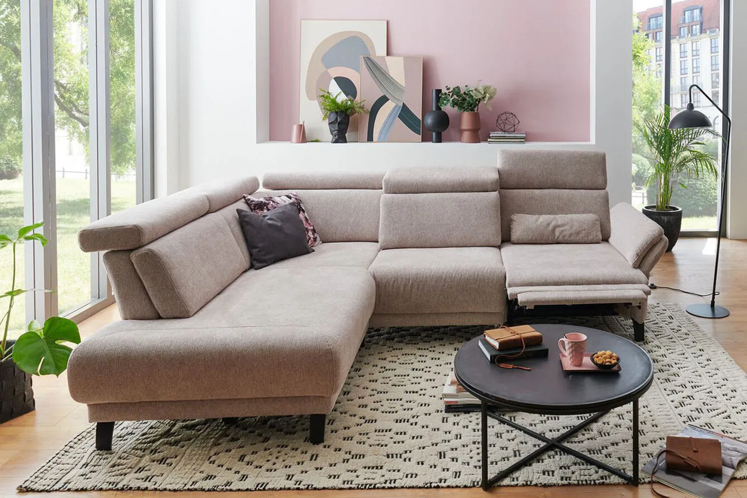 Ecksofa in L-Form mit Sitztiefenverstellung in Stoff Rosa Ecksofa in L-Form mit Sitztiefenverstellung in Stoff Rosa
